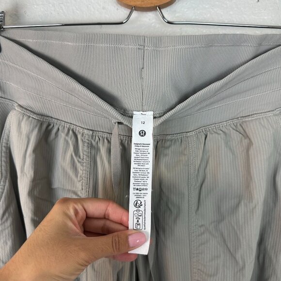 Lululemon Dance Studio Mid-Rise Jogger Full Length 12 Athleisure Athletic - Picture 6 of 9